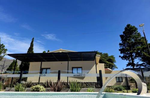 El Mollar Hotel | Hostería La Angostura