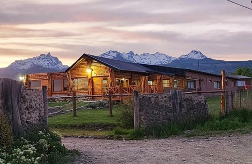Trevelin Hotel | Hostería La Portada