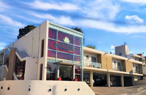 Mina Clavero Hotel | Hosteria Aguaribay