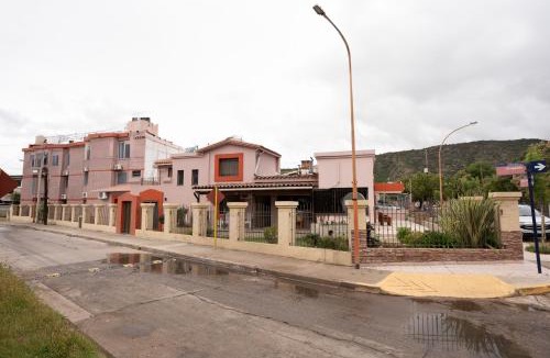 Villa Carlos Paz Hotel | Hosteria Cruz del Sur