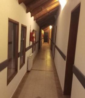 Alumine Hotel | Hosteria EL REFUGIO