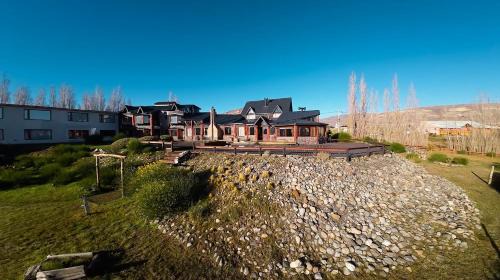 Macrozona Meseta Cerro Calafate Hotel | Hosteria Los Canelos