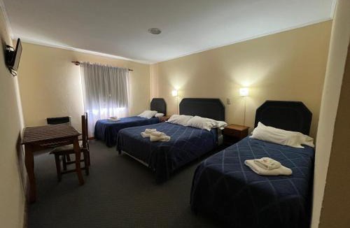 Comandante Luis Piedrabuena Hotel | Hotel Rio Santa Cruz