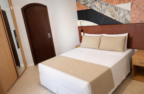 Gonzaga Apartment | Hotel Cosmopolitan Praia Flat