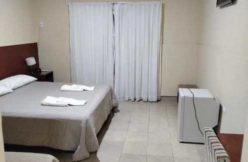 Fray Mamerto Esquiu Hotel | Hotel Don Oresttes