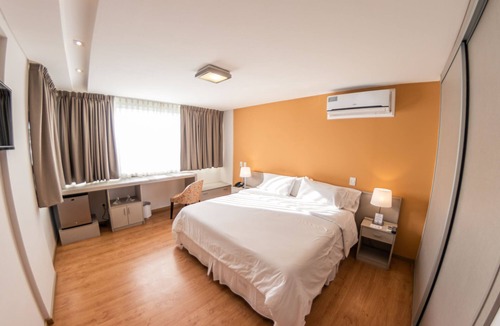 Leones House | Hotel Posada Maestosso