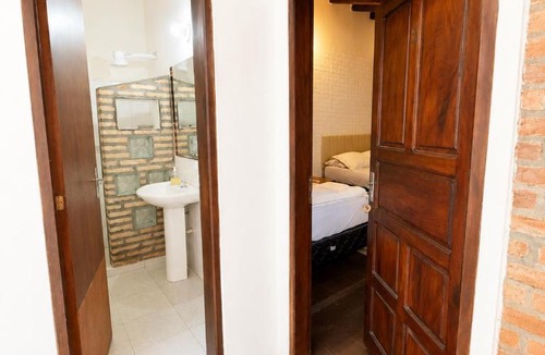 Encarnacion House | Hotel Posada Siberia