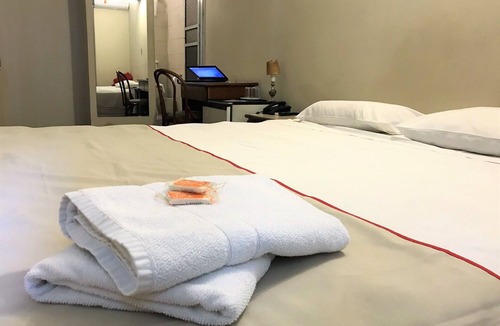 Central Zone Hotel | Hotel São Jorge, São Paulo - perto da 25 de Março fácil acesso ao Expo Center Norte e Mercado Municipal.