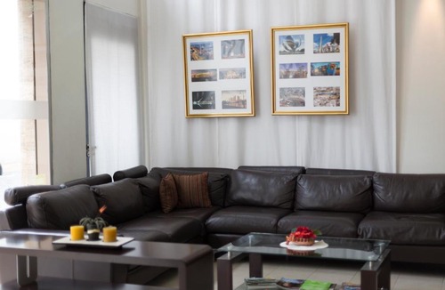 Buenos Aires Central Business District Hotel | Hotel UTHGRA de las Luces