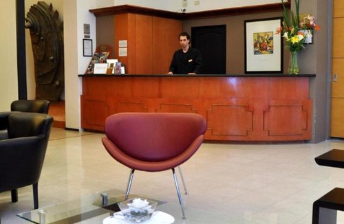 Buenos Aires Central Business District Hotel | Hotel UTHGRA de las Luces