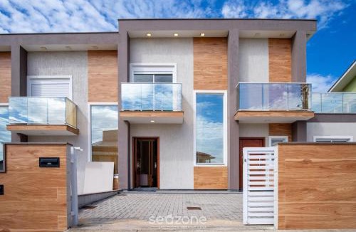 Vila Esperanca House | House 2 min from Ribanceira Beach AEM0004