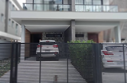 Governador Celso Ramos House | House