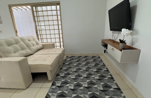 Marta Helena House | House - Custodian 1
