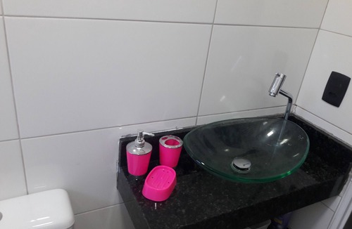 Pontal da Cruz House | House for 9 people large living room 2 balconies tv Netflix wi-fi beautiful beach