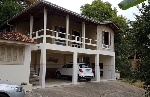 Centro House | House in Bombinhas, downtown.