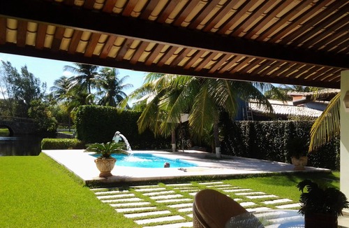 Jaua House | House in Cond. Interlagos Park.all carved out of lakes.Bahia at its best!
