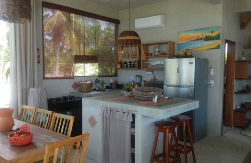 Belmonte Ski Chalet | HOUSE IN FRONT OF MOGIQUIÇABA BEACH