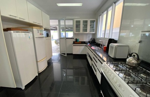Jardim Acapulco Condo | House in gated community in Jardim Acapulco