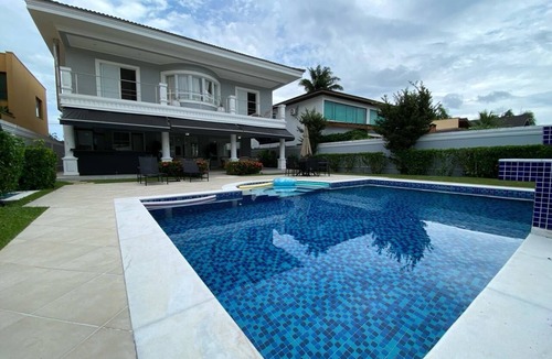 Jardim Acapulco Condo | House in gated community in Jardim Acapulco