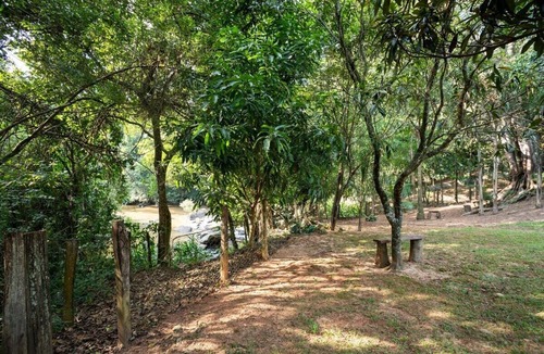 Monte Alegre do Sul Cottage | House in paradise! Access to the river, fruit trees, close to the cachaça route.