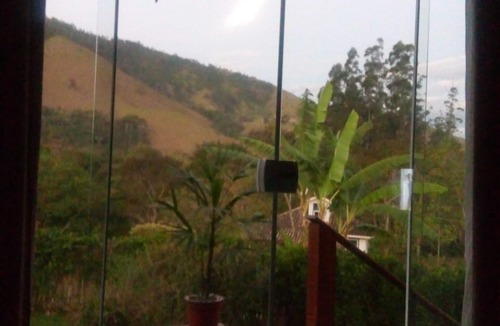 Sao Francisco Xavier Cottage | House in SFX with beautiful view and river in the backyard