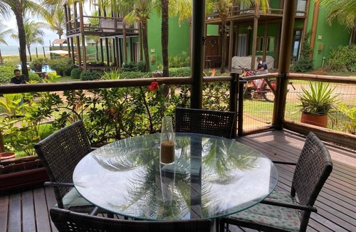 Itacimirim House | House on Itacimirim Beach with 2 suites.