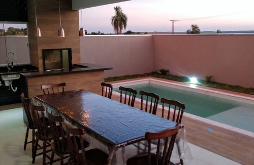 Itai Cottage | House on the dam with gourmet area and pool in Riviera de Santa Cristina II