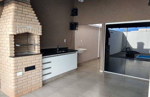 Cedral House | House suitable for home office, vacation rental, leisure, or to accommodate the whole family.