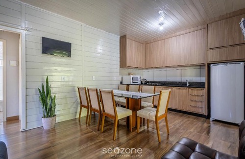 Mariscal Apartment | House w/BBQ Grill 700m from the Beach JSE0382