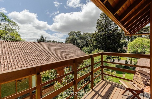 Gramado Cabin | House With Barbecue in Gramado Rje0980