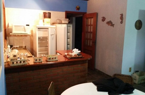 Barra do Una House | House with garden on the banks of the River Una - 1 suite