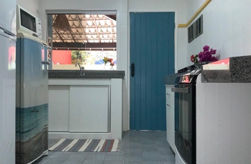 Itacimirim House | House with swimming pool, 5 bedrooms (4 suites) 40 meters from the beach.