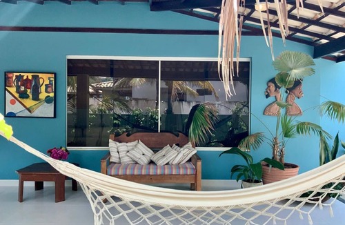 Itacimirim House | House with swimming pool, 5 bedrooms (4 suites) 40 meters from the beach.