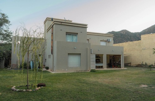 Belen House | House with view to the hills