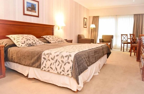Rio Ceballos Hotel | Howard Johnson by Wyndham Rio Ceballos