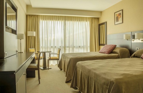 Neuquen Hotel | Howard Johnson by Wyndham Neuquen