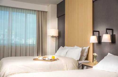 Buenos Aires Central Business District Hotel | Howard Johnson Plaza Buenos Aires