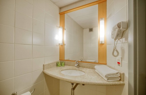Cabeceira Alegre Hotel | Hus Hotel Dourados