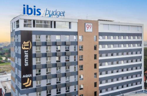 Pindamonhangaba Hotel | ibis budget Pindamonhangaba