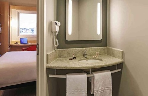 Bairro Epaminondas II Hotel | ibis Jatai Shopping
