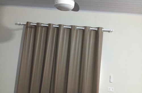Foz do Iguacu House | Imóvel novo , Casa com dois quartos, edícula e piscina