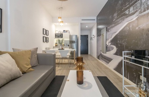 Recoleta Apartment | In Recoleta: Parisian Style, Pool, Gym, Jacuzzi