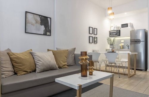 Recoleta Apartment | In Recoleta: Parisian Style, Pool, Gym, Jacuzzi