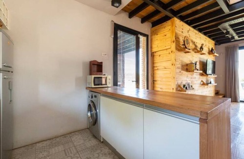 Dr. Enrique Zarate House | Iwoka Country Loft. Two-story property, with swimming pool, fully equipped!