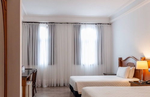 Matriz Hotel | Johnscher by SJ - San Juan Curitiba