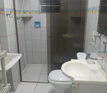 Guilhermina Apartment | Kit Linda