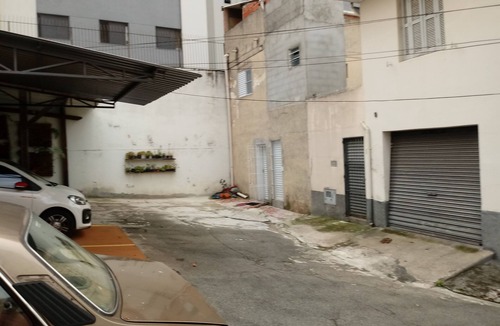 Vila Clementino Apartment | Kit Net (2) Private Newly refurbished. with garage for small or medium-sized car.