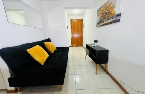 Asa Norte Apartment | Kit net rústica na 214 com ar condicionado
