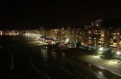 Pitangueiras Apartment | Kitchenette 70 meters from the beach Pitangueiras