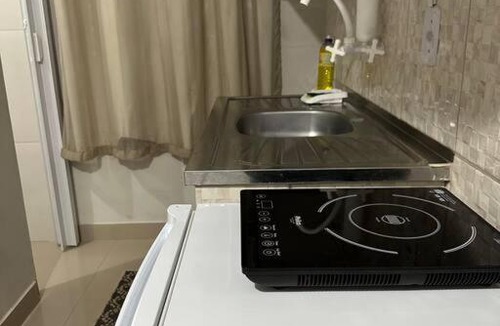 Vila Regina Apartment | Kitnet 301 centro linda vista por sol com tv smart e ar